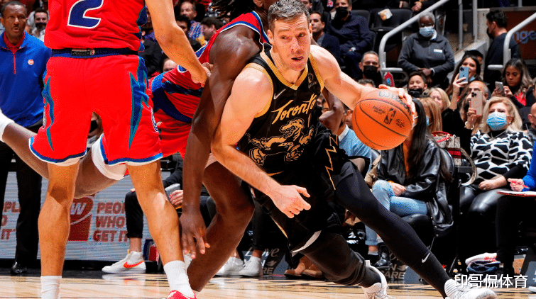 型俱乐部的 型俱乐部的